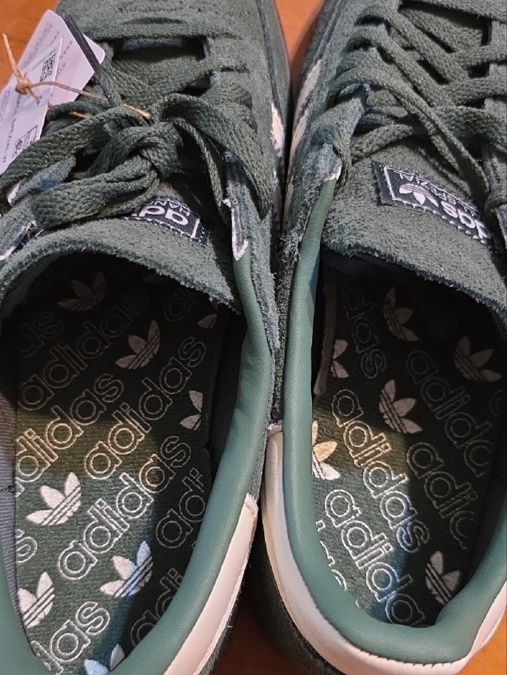 Womens Size 9-adidas Handball Spezial Suede Sneakers in Forest Green and White - Picture 7 of 12